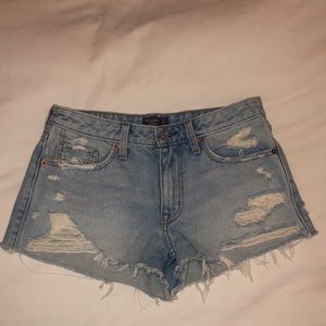 Abercrombie and Fitch low rise shorts